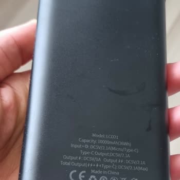 Crea Marka Powerbankın Şişip Patlaması