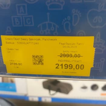 İVA Park AVM Ebebek Göstermelik İndirim Etiketi Basıyor