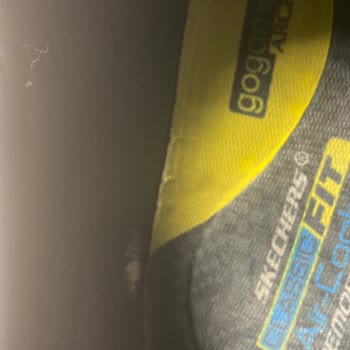 Skechers Ayakkabı Dikişlerin Sökülmesi