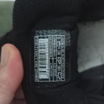 Lotto Ayakkabının Biri Diğerinden Dar Aynı Numara Olmasına Rağmen