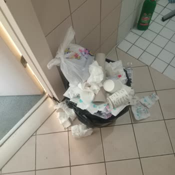 Antalya Eğitim Ve Araştırma Hastanesi'nin İlgisizliği Hakkında