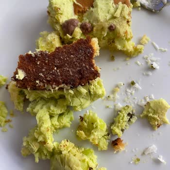 A101 Özsüt Bayat Yanmış Pasta