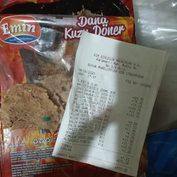 BİM'den Aldığım Et Dönerin İçinde Yabancı Madde Çıktı