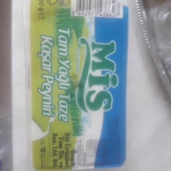 Mis Tam Yağlı Taze Kaşar Peyniri Tadı Küflü Üretimde Sorun Olmalı