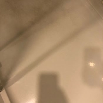 Stina Banyo Duşakabin Deformasyon Uğradı, Düşük Kalite