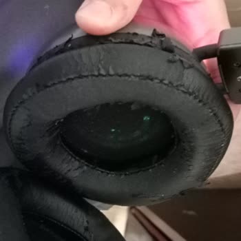 Gamepower Kulaklık Pad'i Soyulmaya Başladı