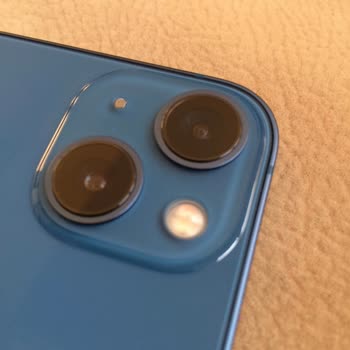 Teknosa Sıfır İphone 13 Arka Kamerada Toz Var Değişim İstiyorum