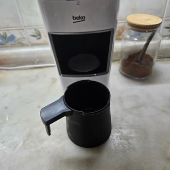 Beko Bkk 2300 Cezvesi Kulp Kısmından Kırıldı