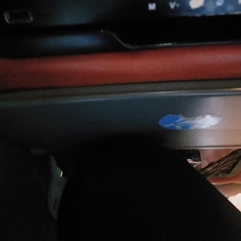 Kamil Koç Ön Koltuk Bozuk Kucağıma Kadar Yatıyor