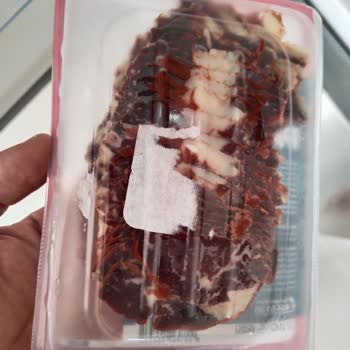 Migros Etiketi Koparılmış Pastırma