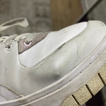 Puma Ayakkabım 1 Yıl Dolmadan Yırtıldı Ve Çok Genişledi