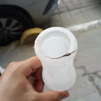 Ülker Link İçinden Yabancı Siyah Bir Madde Çıkması