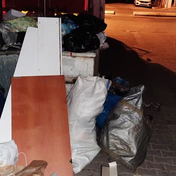 İBB - İstanbul Büyükşehir Belediyesi Çöp Konteynır Sıkıntısı