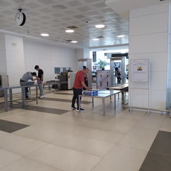 Kahramanmaraş Havalimanı Güvenlik Geçişindeki Zafiyet Ve İkili Durum