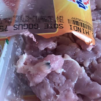 Bolca Hindi Göğüs Üzerinde Siyahlık