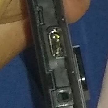 Reeder P13 Blue Max Pro Lite 2022 Won't Charge After Three Months