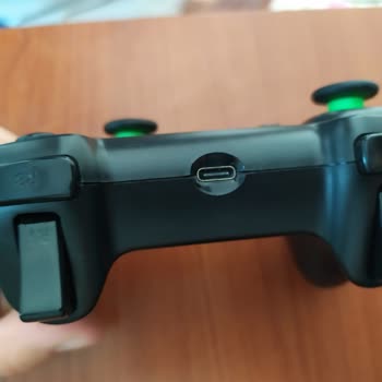 Monster Pusat Pro Gaming Wireless Gamepad Teknik Desteği