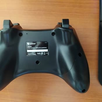 Monster Pusat Pro Gaming Wireless Gamepad Teknik Desteği