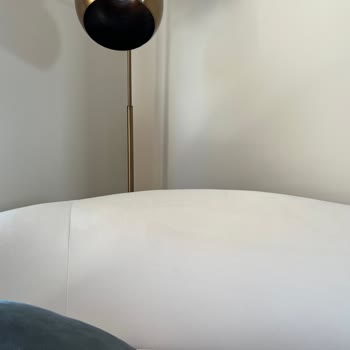 Studio Kirkit&nbsp;Kötü&nbsp; Durumda Ürün!