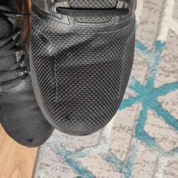 Yeni Adidas Ayakkabım Çok Giyilmemesine Rağmen Delindi!