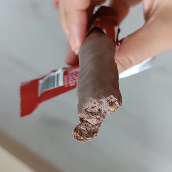 Tadelle Bozuk Ürün Fındık Dolgusundan Küf Tadı Geliyordu