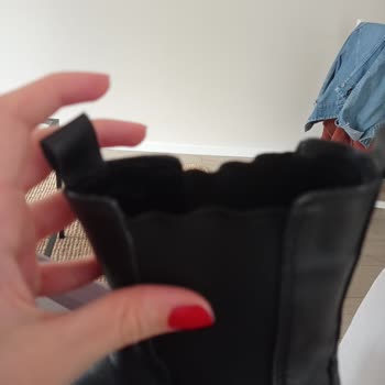 Derimod'dan Aldığım Botun Lastikleri 3 Ay Geçmeden Gevşedi, Bozuldu