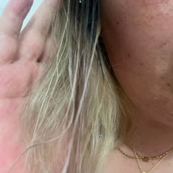 Palette Farklı Renk Boya Çıkması