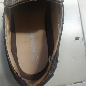 LCW İlk Kullanımda Parçalanan Ayakkabı!