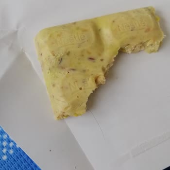 Nestle Damak'tan Kıl Çıktı!