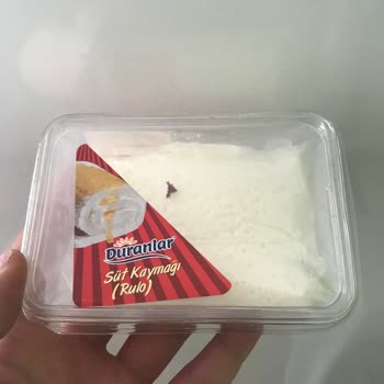 Duranlar Süt 'te Hijyenik Olmayan Ürün