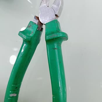 İzeltaş Yan Keski Kırılıp Hem Maddi Hem Bedensel Sağlık Zararı Verdi