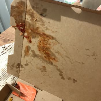 Little Caesars Avcılar Şubesi Kötü Bir Pizza