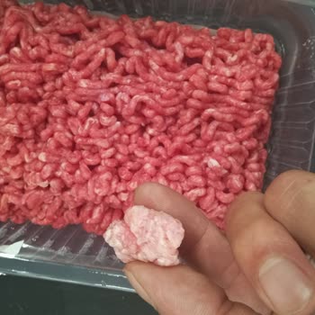 Anket Et Dana Eti Diye Aldatıyorlar