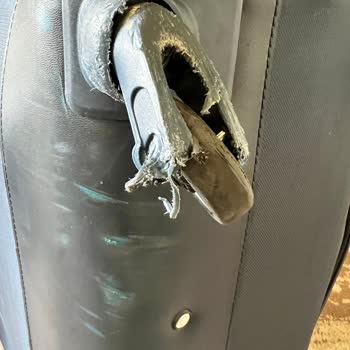 SunExpress Airlines Flight Delay with a Toddler and Damaged Luggage