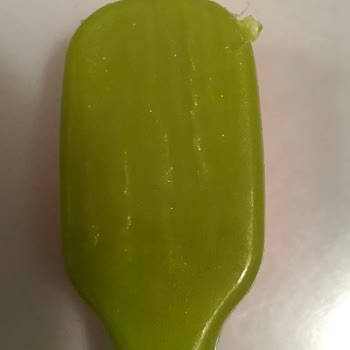 Banat Fırçanın Plastik Çıkıntısı