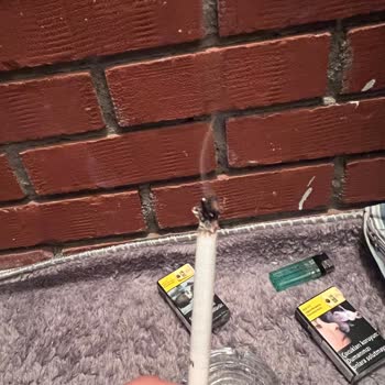 Marlboro Edge Blue Sigarasından Odun Çıkması