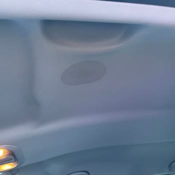 Fiat Aracımın Tavan Kısmından Su Ya Da Yağ Sızdırmış