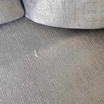 İstikbal Massimo Koltuk Takımı, Sandalyeler Kusurlu, Yırtık Geldi