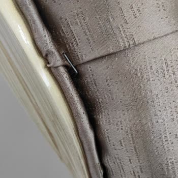 İstikbal Massimo Koltuk Takımı, Sandalyeler Kusurlu, Yırtık Geldi