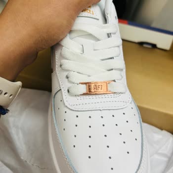 Sneakersfromturkey Orijinalliği Şüpheli Ürün Satıyor