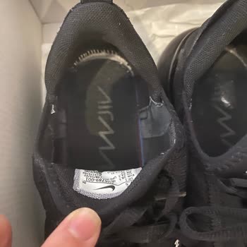 Nike Ayakkabı Şikayet Ve Müşteri Mağduriyeti