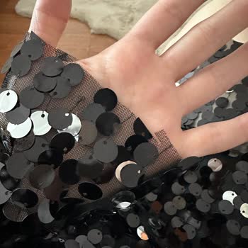 Coupe Official 'da Geç Kargo, Göründüğü Gibi Çıkmayan Hatalı Kıyafet