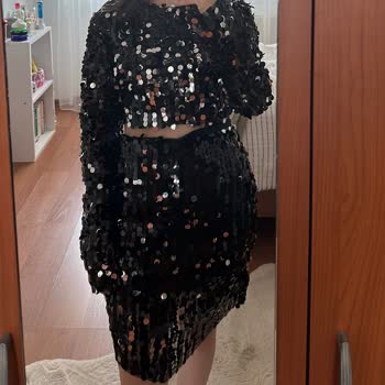 Coupe Official 'da Geç Kargo, Göründüğü Gibi Çıkmayan Hatalı Kıyafet