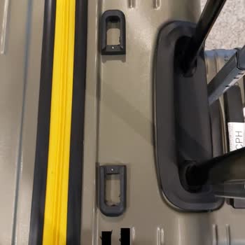 Boyner National Geographic Çekçekli Valizin Sapı Koptu