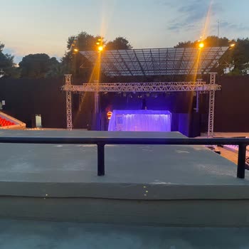 Festival Organizasyon Sahnenin Görünmediği Yerden Bilet Satılması