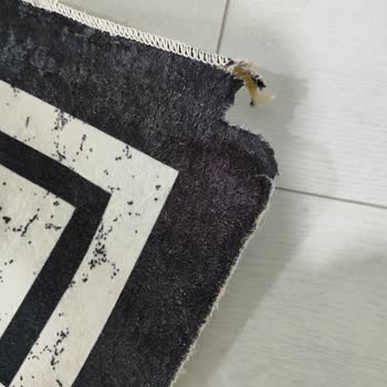 Ustalar Halı Yıkama Halimizi Yırtıp Gönderdi.