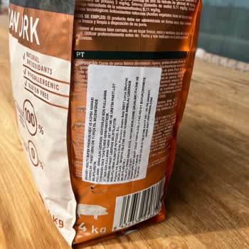 Petburada Böceklenmiş Mama Gönderdiler