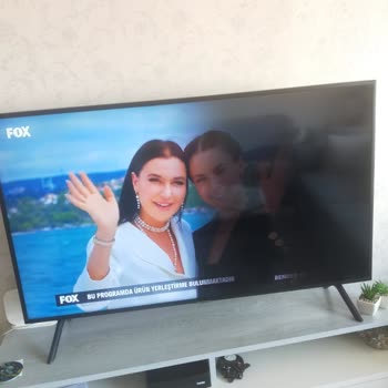 Samsung UE49NU7100UXTK Model Televizyonda Ekran Kararması!