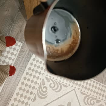 Arzum Süt Lekeleri Dibine Yapışıyor Ve Çıkmıyor