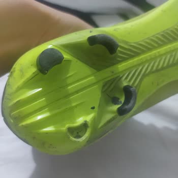 Nike Krampon Çivi Kopması